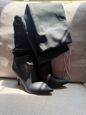 Women's Black Pointed Toe Stiletto Knee-High Boots